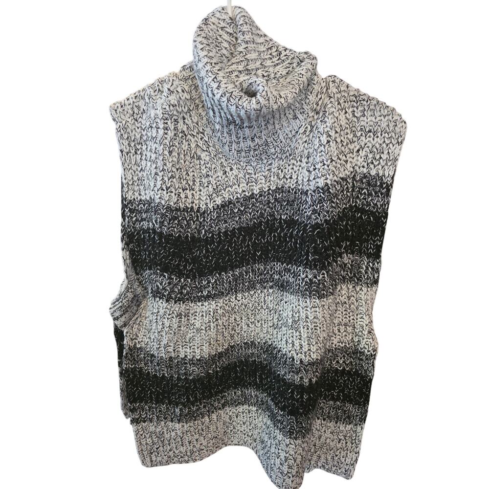 Elan Turtle Neck Open Side Sweater S Womens Chunky Knit Sleeveless Lagen Look